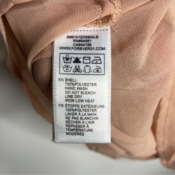 Boutique forever 21 neutral sheer off the shoulder blouse size large - Picture 7 of 7